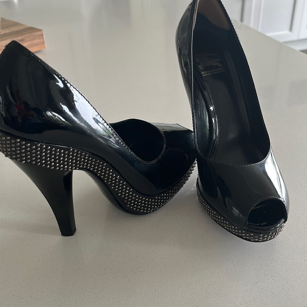 Burberry heels
